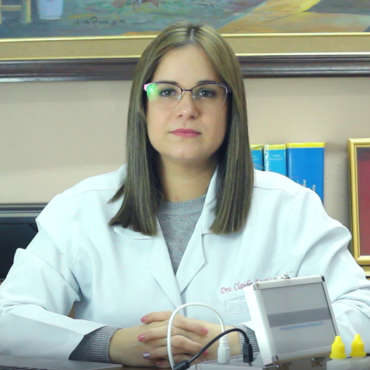 Dra. Claudia Zanotti Cavazzoni